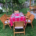 Bujtina Sherifaj Gasthof *