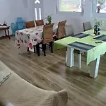 Bujtina Sherifaj