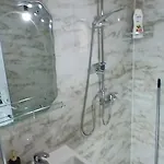 Bujtina Sherifaj Han/Misafirhane *