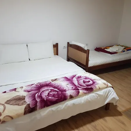 بيت ريفي Bujtina Sherifaj *