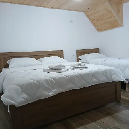 بيت ريفي Bujtina Sherifaj *