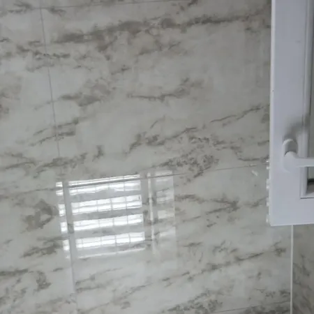 بيت ريفي Bujtina Sherifaj فالبني