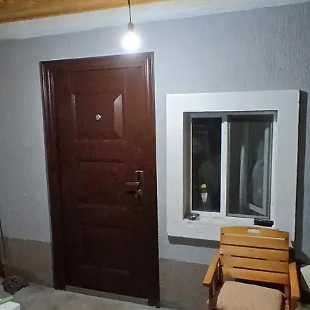 بيت ريفي Bujtina Sherifaj فالبني