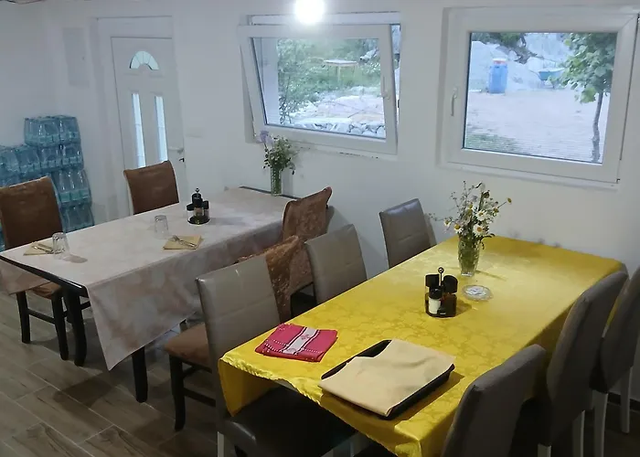 Bujtina Sherifaj イン ヴァルボナ