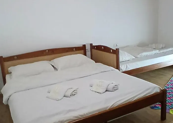 イン Bujtina Sherifaj