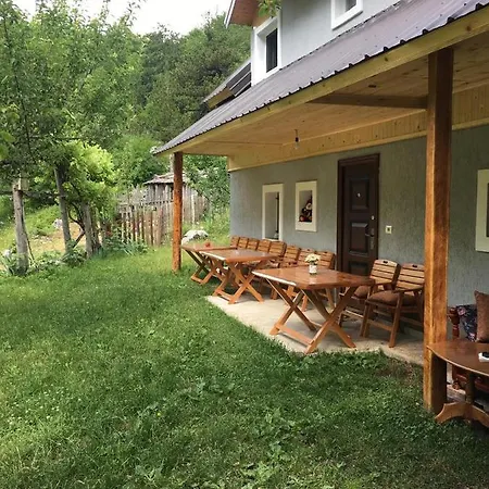 Bujtina Sherifaj Penzion