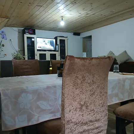 Bujtina Sherifaj Locanda Valbona