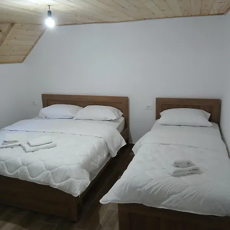 Bujtina Sherifaj Penzion *