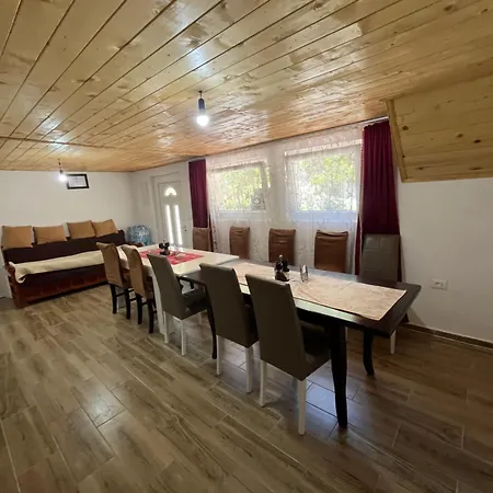 Bujtina Sherifaj Mini-hôtel