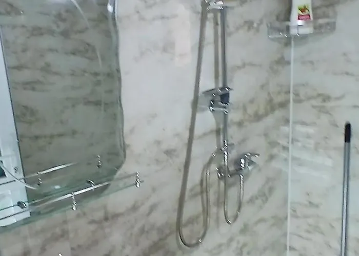 Bujtina Sherifaj Estalagem *