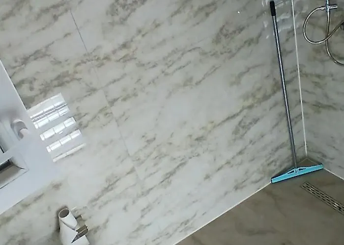 Bujtina Sherifaj Estalagem *